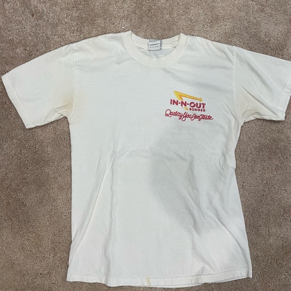 In-N-Out Burger 2009 “Supporting our Troops” Tee - Picture 2 of 5